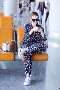 穿着睡衣当吃瓜,揭秘居家时尚与休闲生活的完美融合